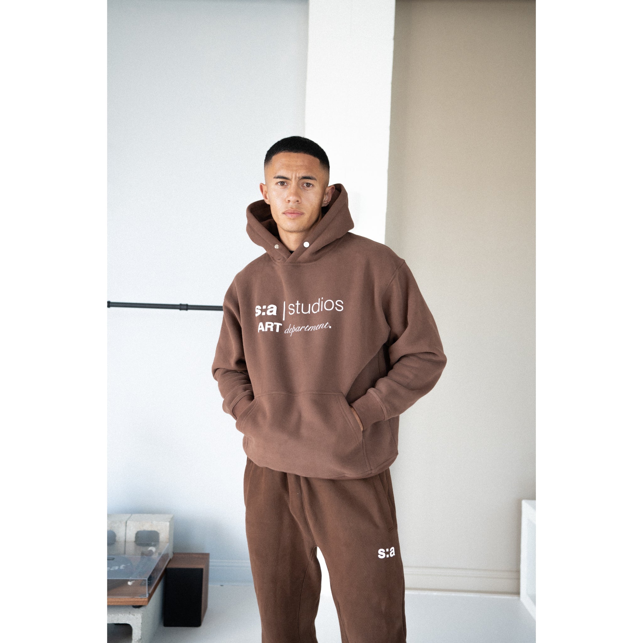 ART DEPARTMENT PULLOVER - DESSERT BROWN - Sixth Avenue