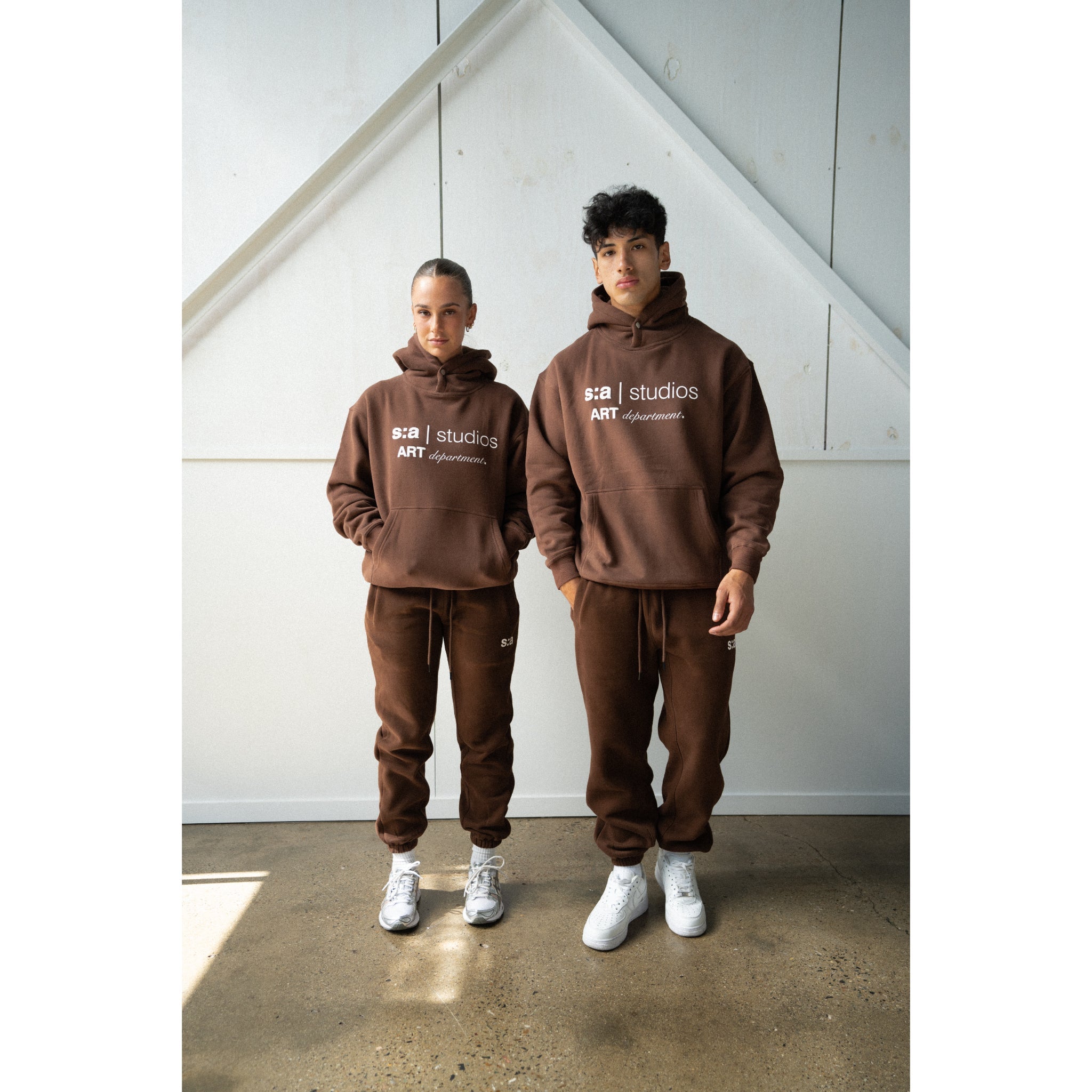 ART DEPARTMENT PULLOVER - DESSERT BROWN - Sixth Avenue