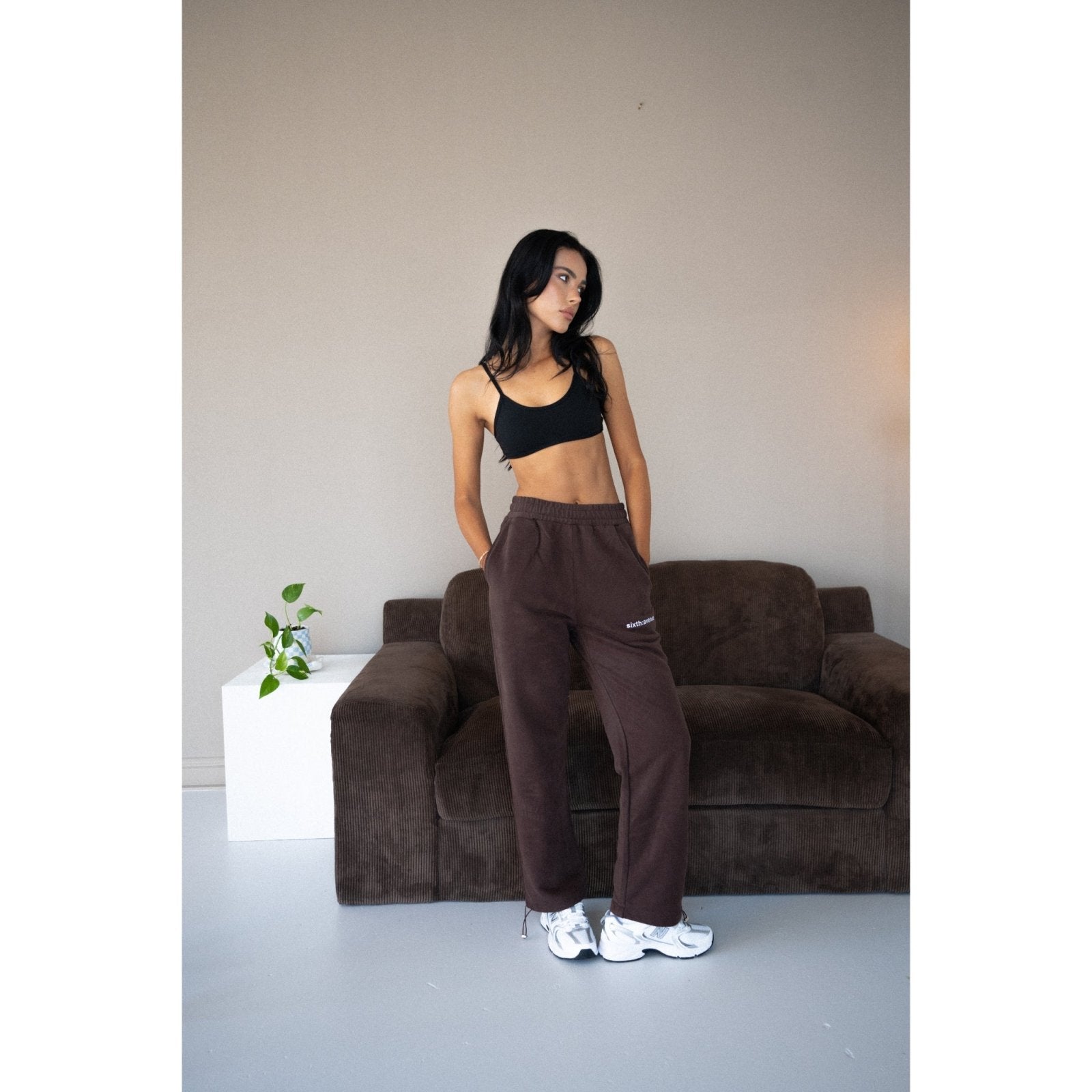 COLLEGE WIDE FIT SWEATS - BROWN - Sixth Avenue