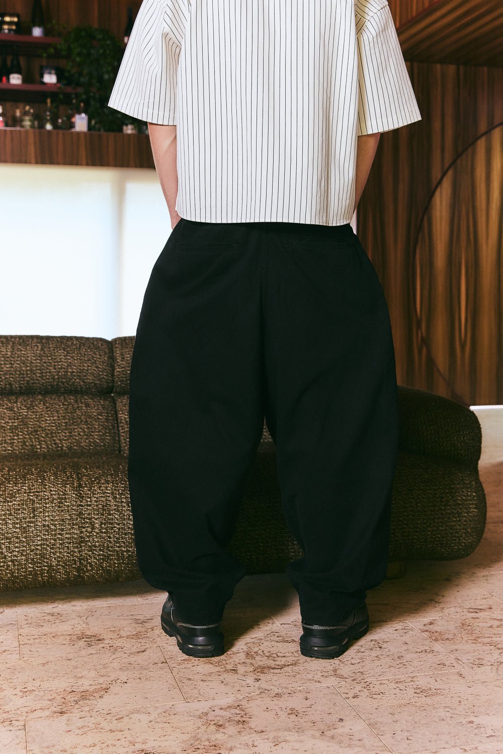 Shogun Pleated Pant - Black - Sixth Avenue