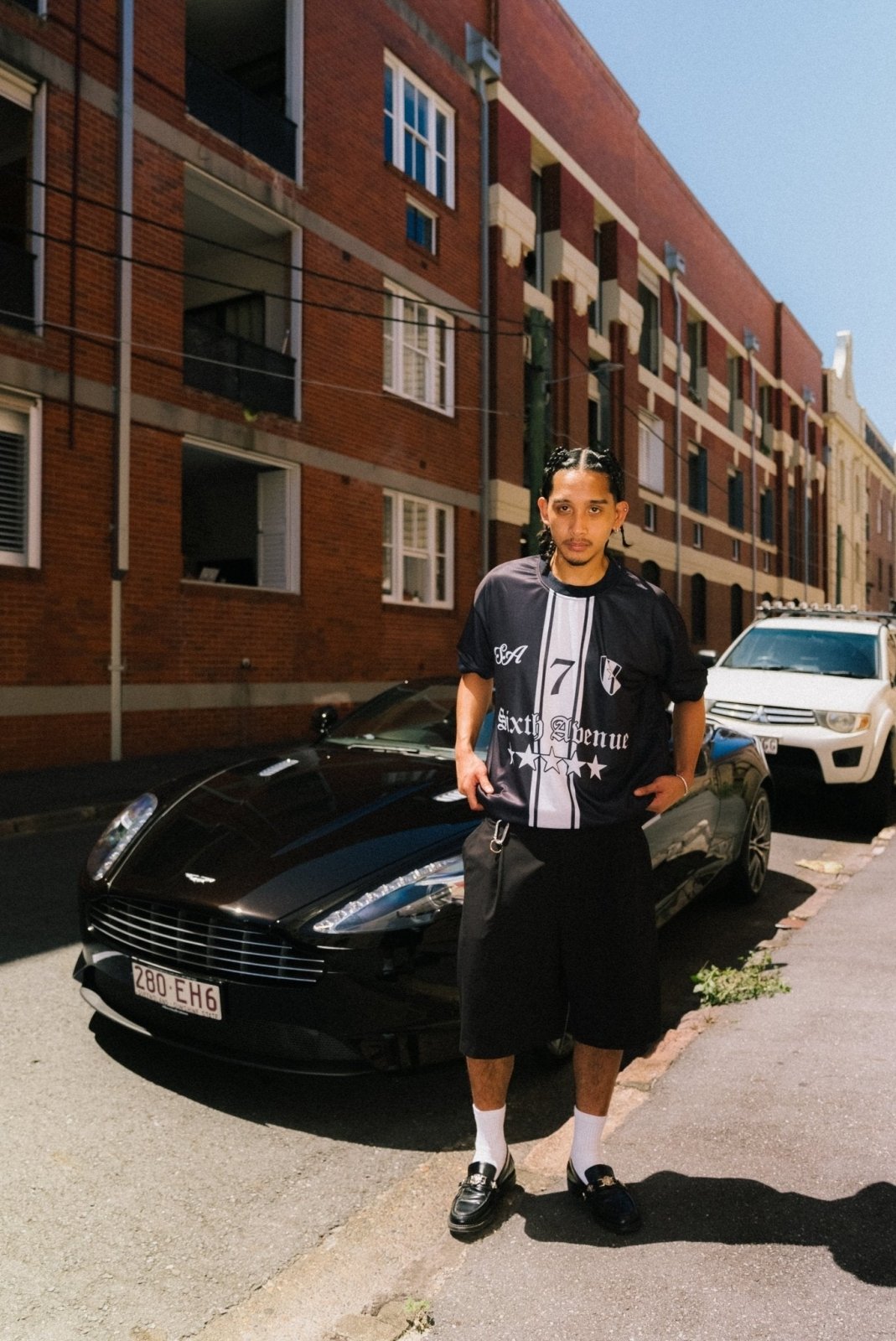 THE WORLD IS YOURS - REVERSIBLE SOCCER JERSEY - Sixth Avenue