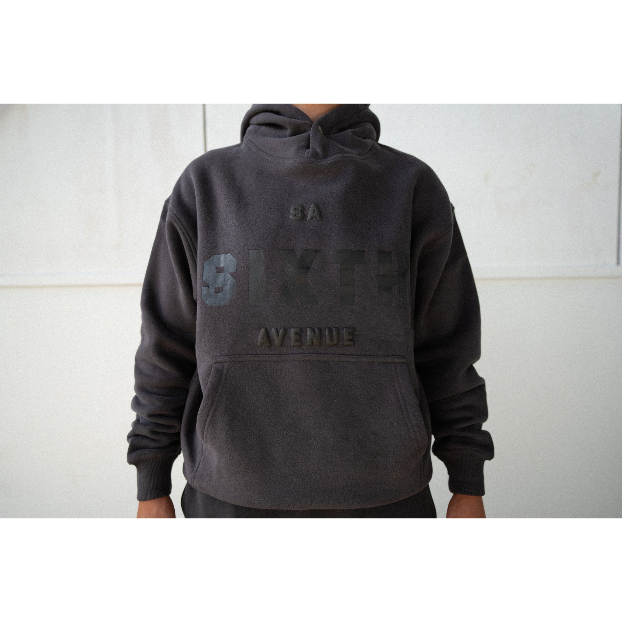 COLLECTIVE HOODIE - GREY