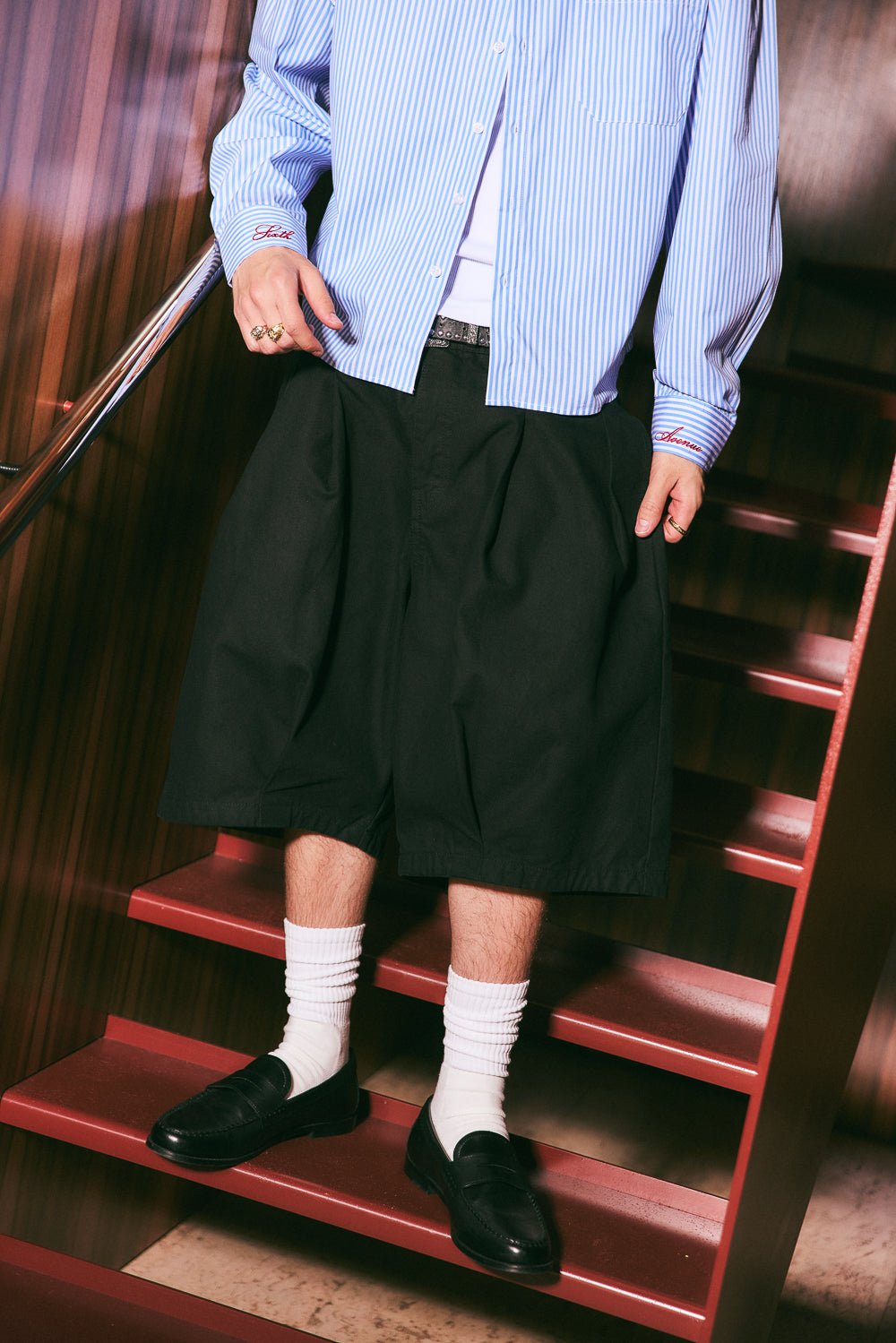 Shogun Pleated Short - Black - Sixth Avenue