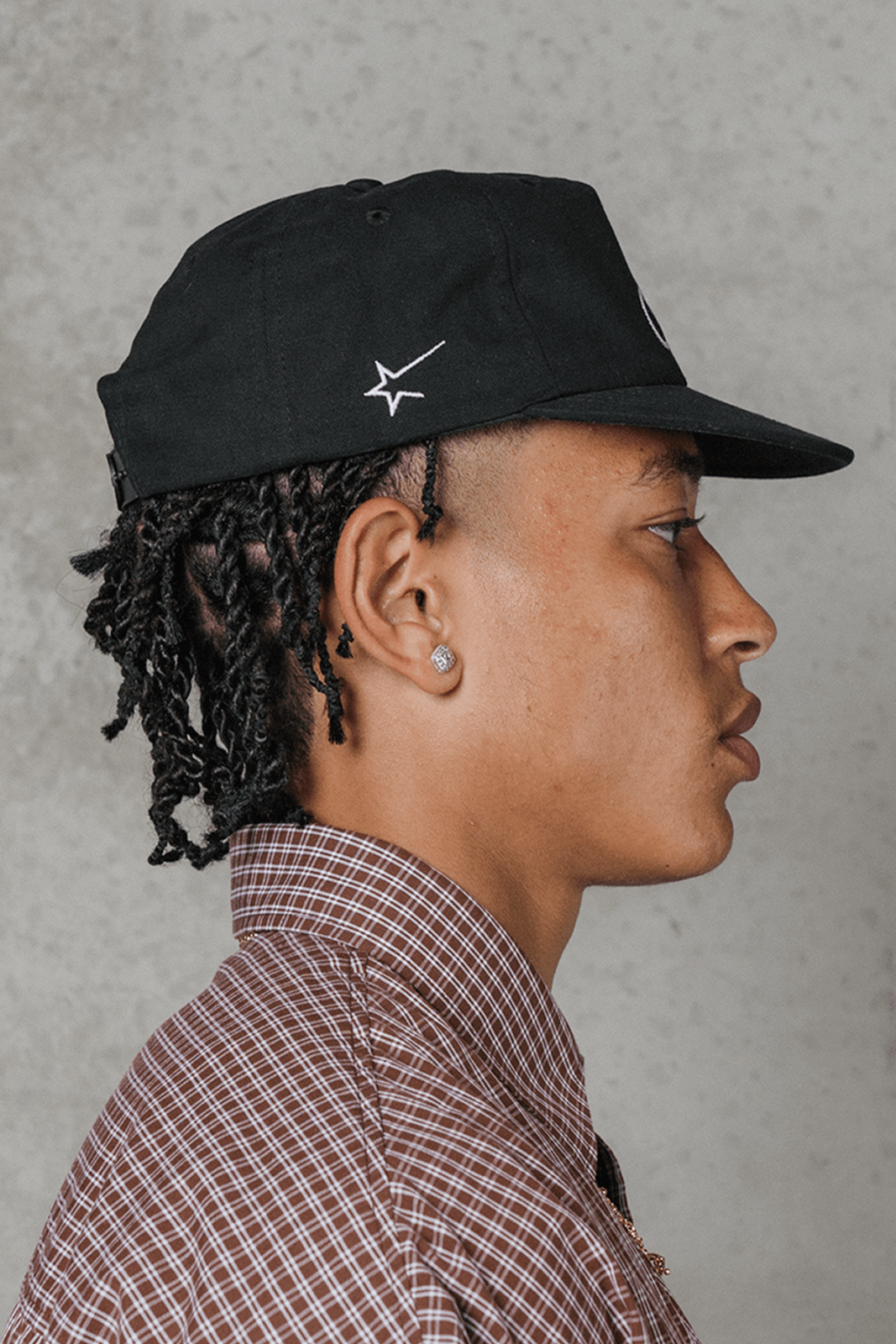 Signature Capital Cap - Black - Sixth Avenue